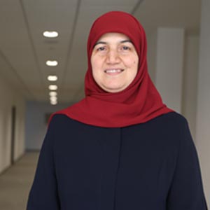 Dr. Intesar Bselih